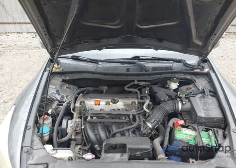 2011 Honda Accord 2.4 Lx z USA, uszkodzony, nr VIN 1HGCP2F32BA106938